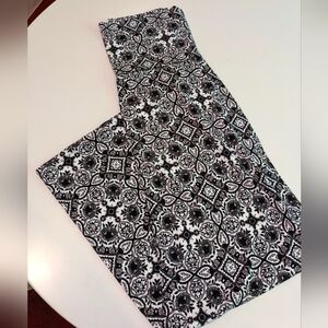 Large Artisan NY boho maxi skirt with black white grey print